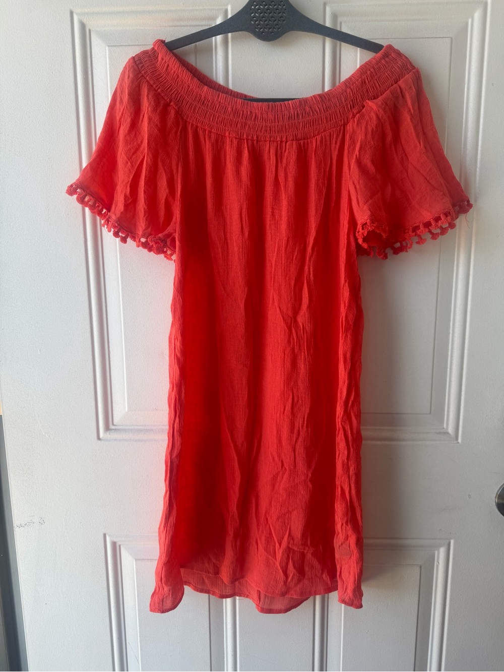 Women’s Coral Off Shoulder Beach Cover Up M Pom Pom Trim